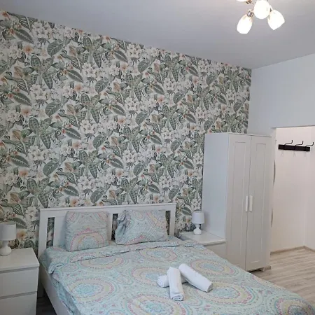 Апартаменти Central Comforts