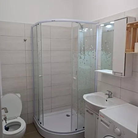 Central Comforts Апартаменти Бухарест